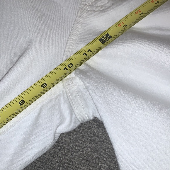 Jen7 Bermuda Shorts - Picture 9 of 11